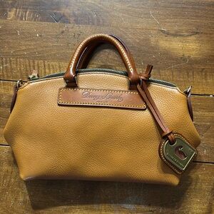 Dooney & Bourke Tan Crossbody.